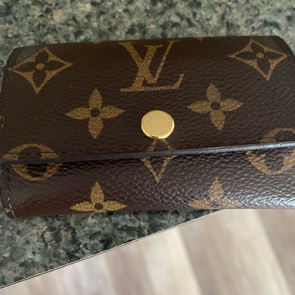 Authentic LV key holder